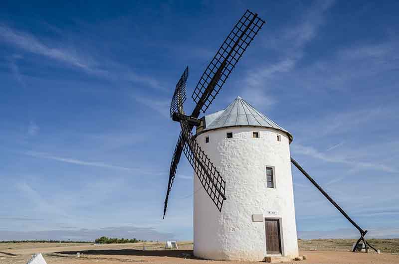 Ciudad Real - Campo de Criptana 11 - molinos de viento.jpg